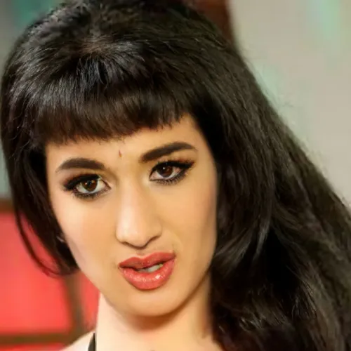 female porn star arabelle raphael