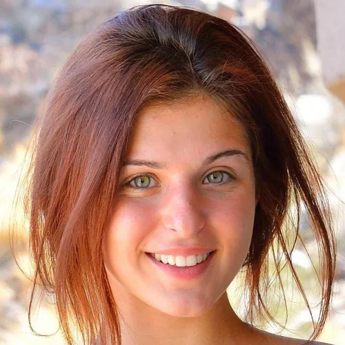female porn star leah gotti