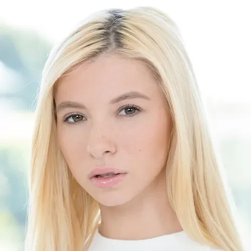 Kenzie-Reeves female porn star kenzie reeves